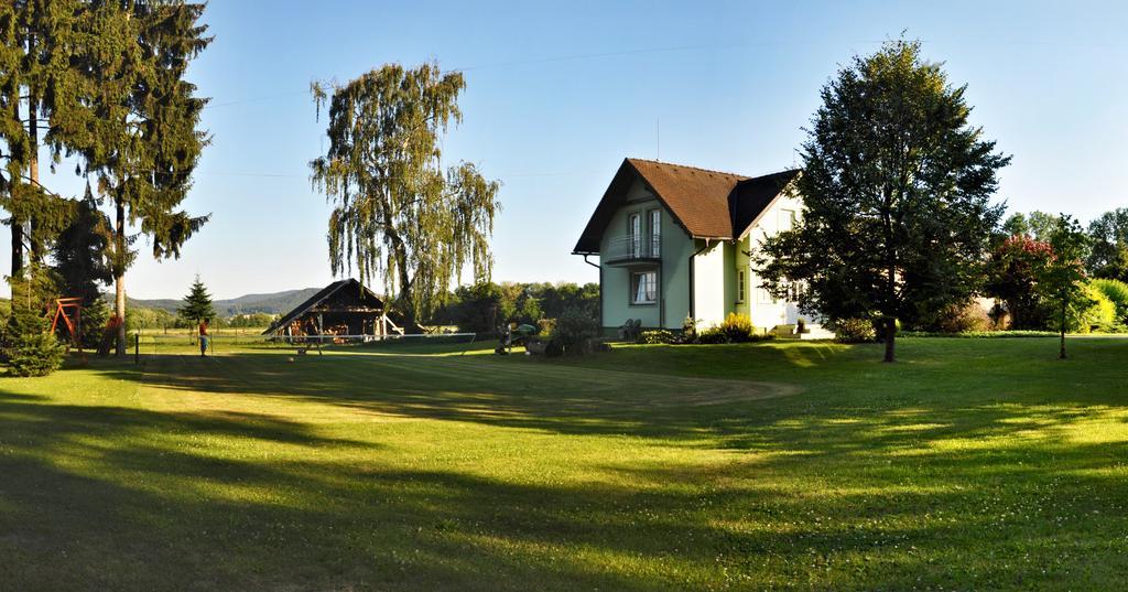 Pension Habermannova Vila Bludov  Екстериор снимка
