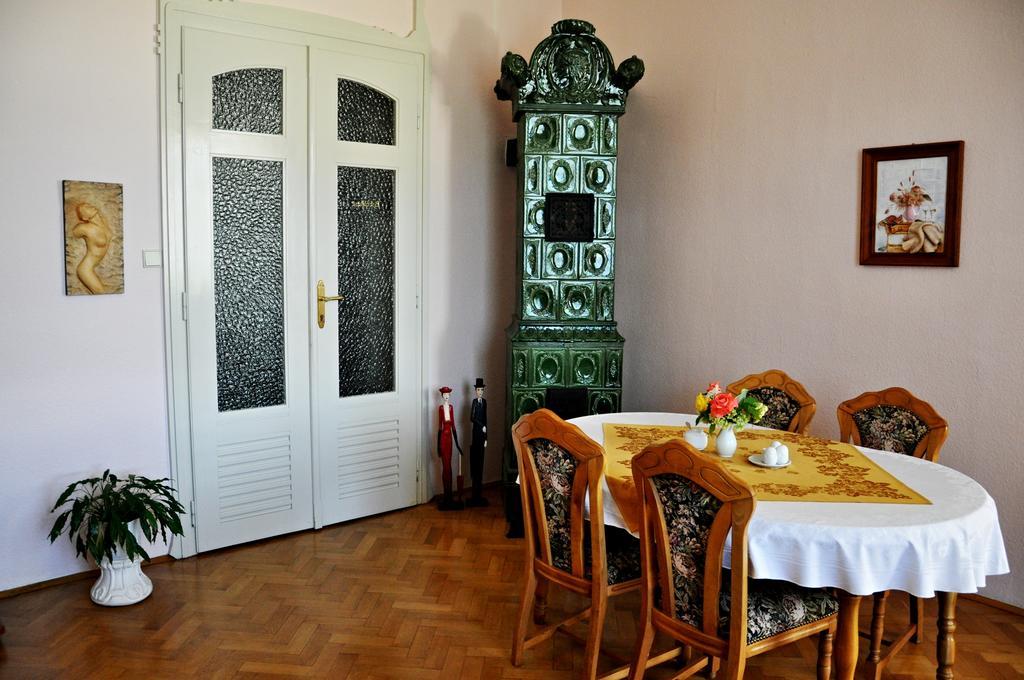 Pension Habermannova Vila Bludov  Екстериор снимка