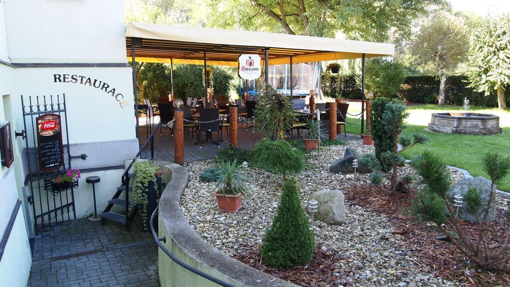 Pension Habermannova Vila Bludov  Екстериор снимка